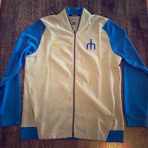 Men’s medium Nike Dri-Fit Seattle Mariners zip-up